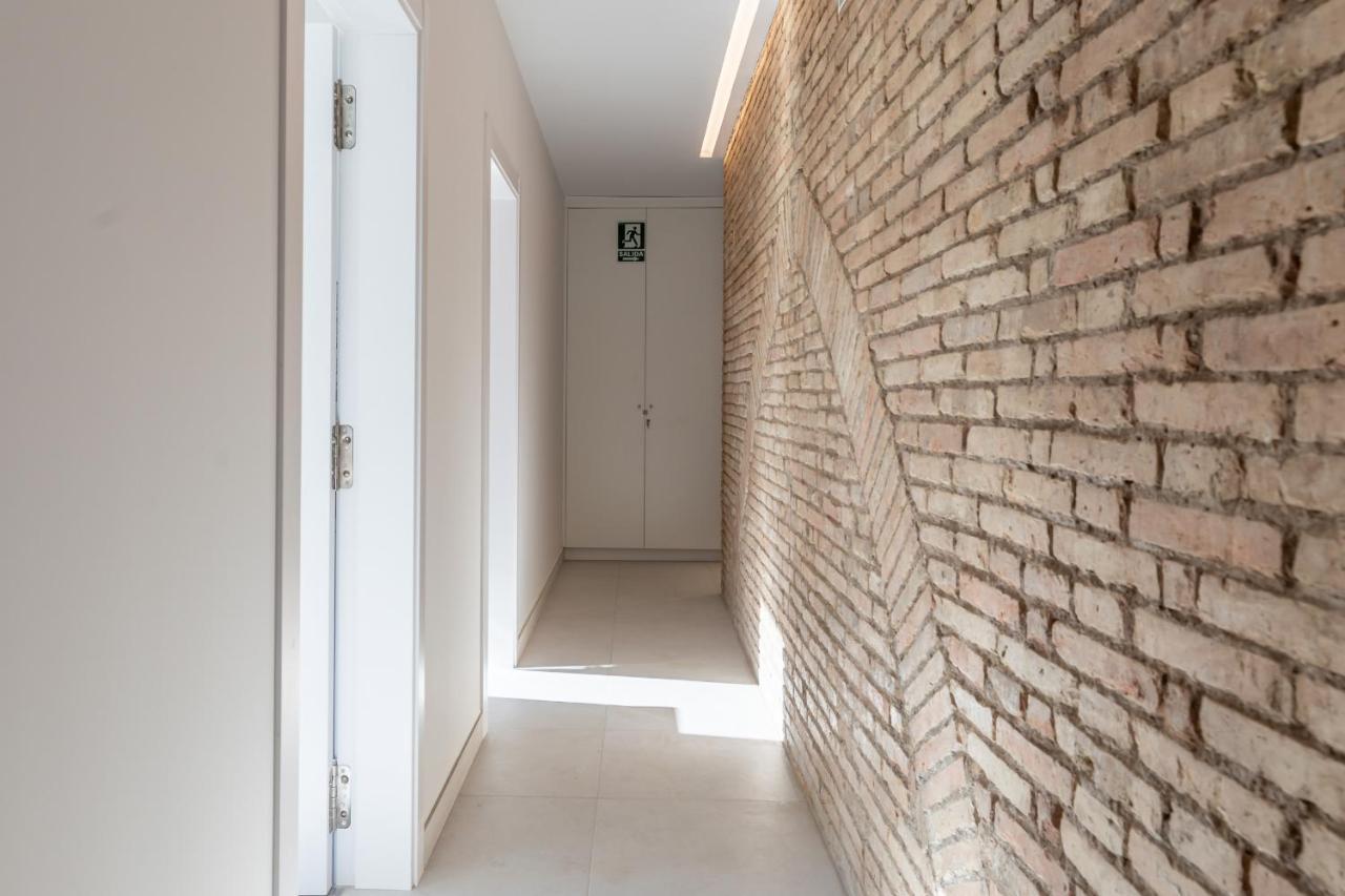 Modern Apartment Close To City Centre Valência Exterior foto